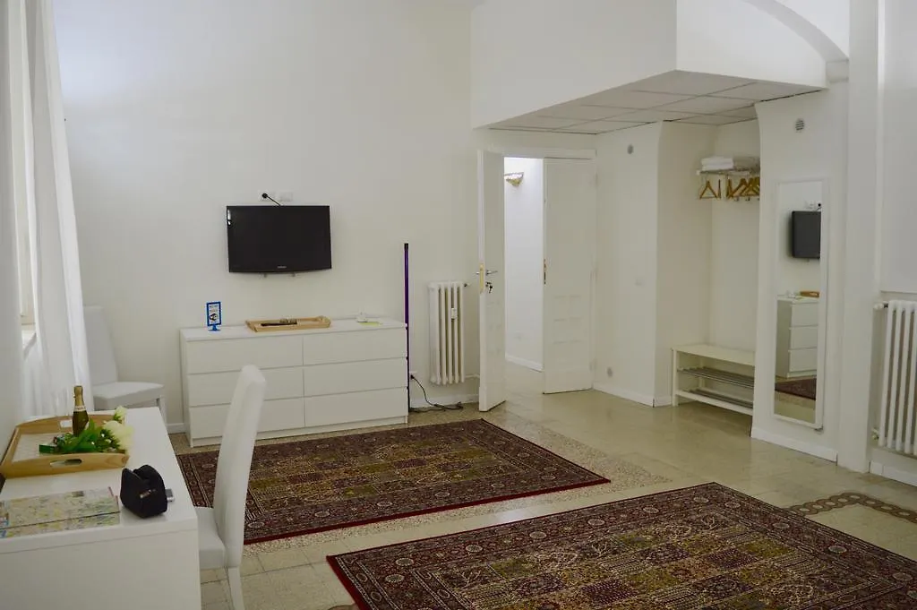 Clodia Suite Rome Italy